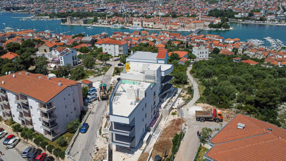 Trogir, stanovi u novogradnji, prodaja (prodaja)