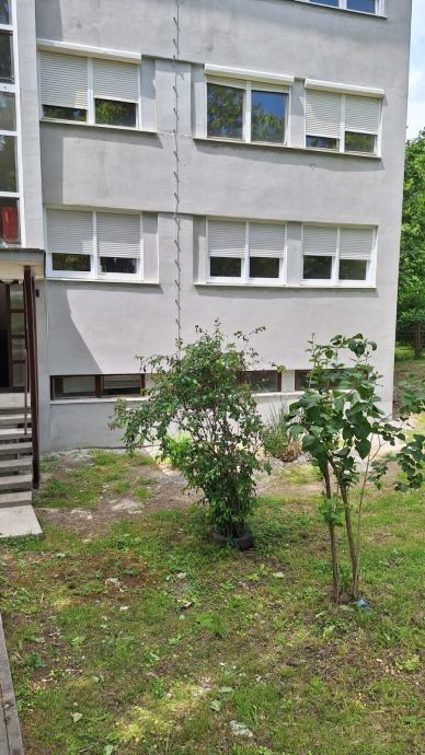 trosobni stan u centru Siska, — slika 1