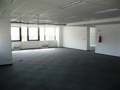 Ured u modernoj poslovnoj zgradi, 320 m2 (iznajmljivanje)