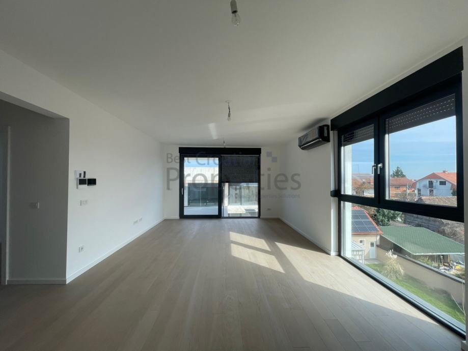 VELIKA GORICA (Centar): 4.SOB. STAN + GPM + SPREMIŠTE ukupno 105m2 — slika 1
