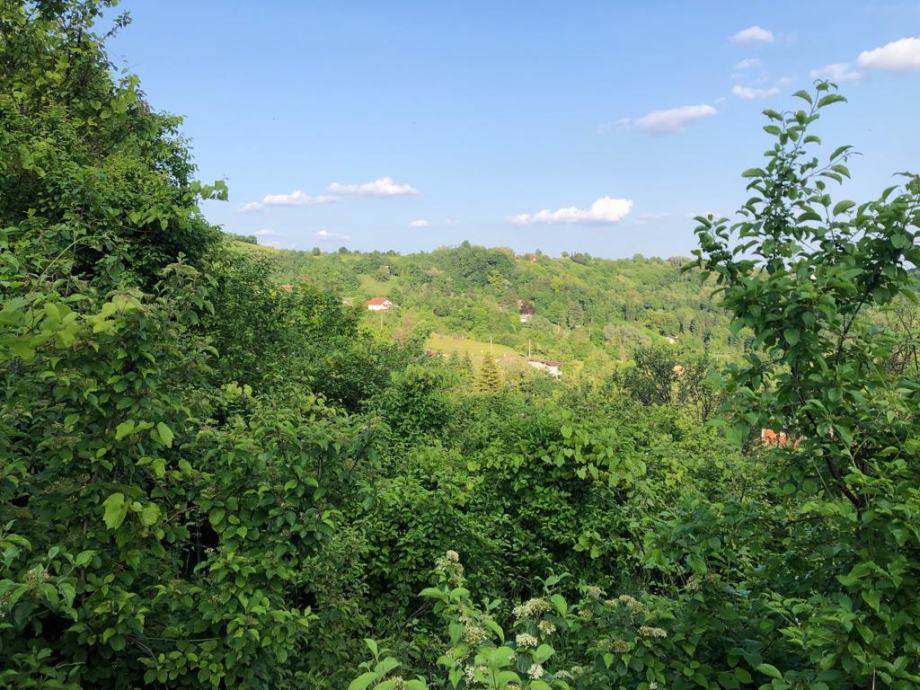 VIKEND KUĆA NA BREŽULJKU LEGALIZIRANA. Donji Laduč