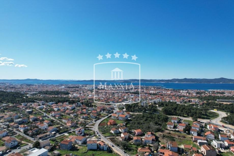 Zadar, Bili Brig - poslovni prostor sa galerijom i terasom! 140000€ (prodaja)
