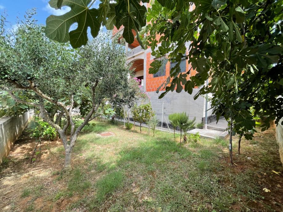 ZADAR (DIKLO) 6 STAMBENIH JEDINICA (Roh Bau) TOP LOKACIJA (prodaja)