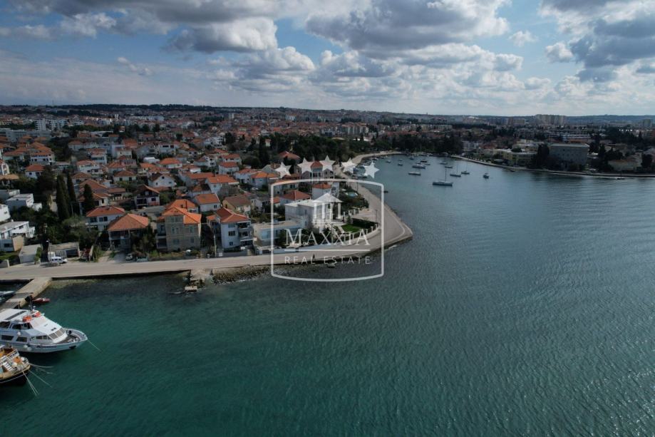 Zadar - kuća 188m2 za obnovu odlična lokacija! 590000€