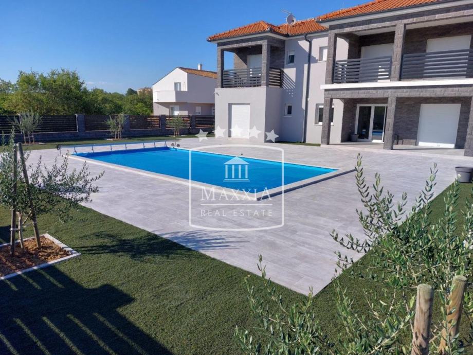 Zadar, Murvica - moderna vila 286m2 s bazenom! 814000€ (prodaja)