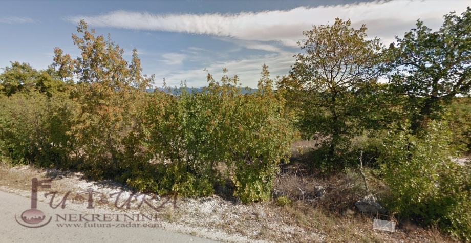 ZADAR POLIČNIK (LOVINAC), PRODAJA GRAĐ.ZEMLJIŠTA 2443 M2.