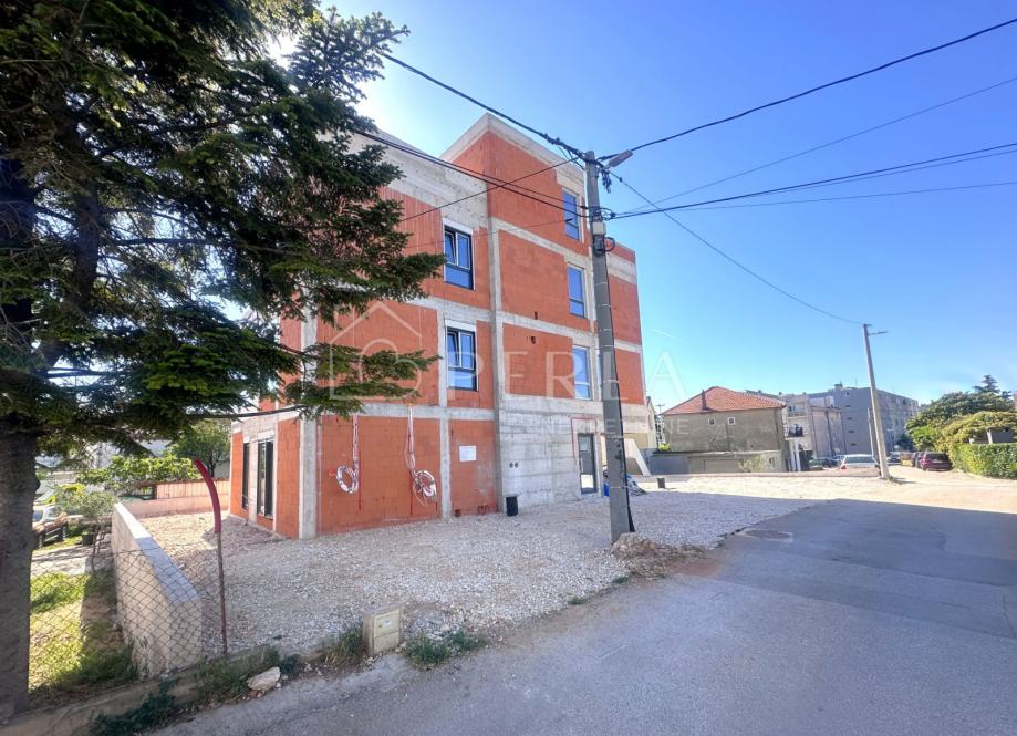 ZADAR, trosoban stan S2 od 98 m2 na 1. katu, NOVOGRADNJA! — slika 1