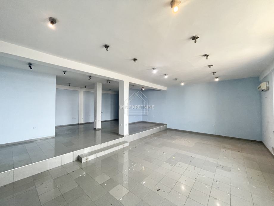 ZADAR (Vidikovac) - poslovni prostor 89 m2, 170.000,00 EUR! (prodaja)