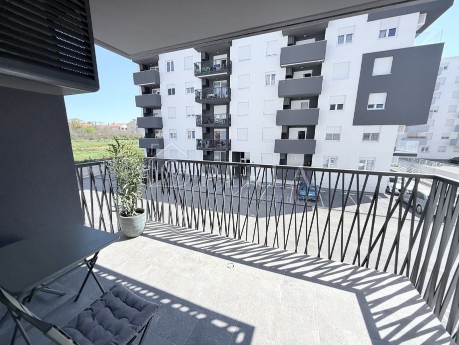 ZADAR - VIŠNJIK, dvosoban stan od 65 m2! — slika 1