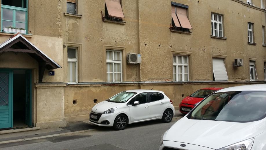 Zagreb, Petrova, 49,5 m2, kompletno namješten, parking za stanare (prodaja)