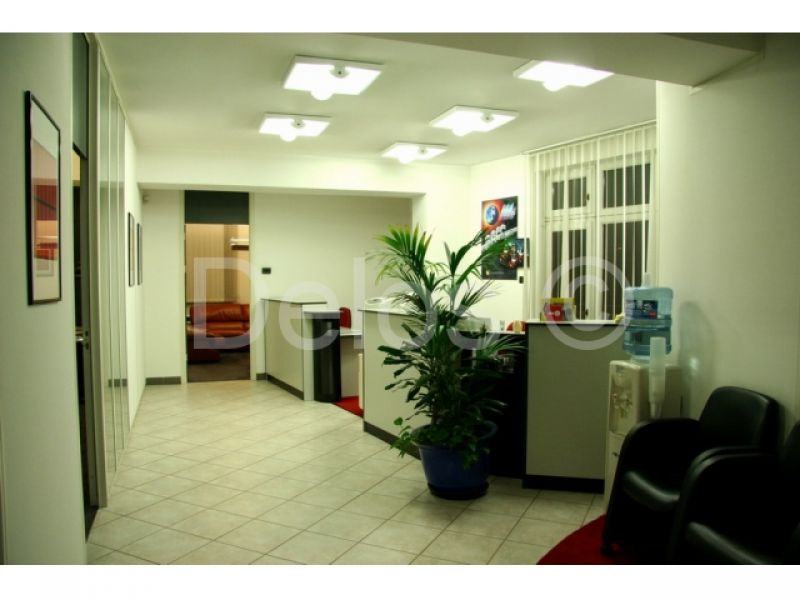 UL. KNEZA BRANIMIRA 1220 M2 POSLOVNA ZGRADA ZA ZAKUP! (iznajmljivanje)