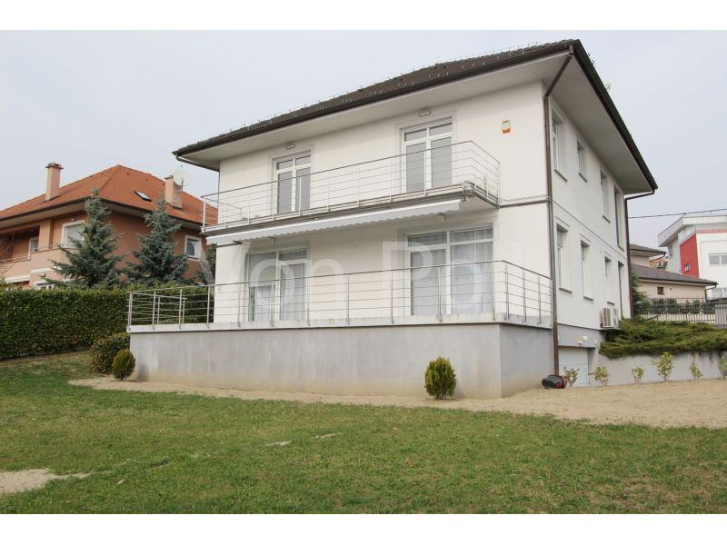 Zagreb (Šestine), house for rent; kuća za najam, 390 m2 (iznajmljivanje)