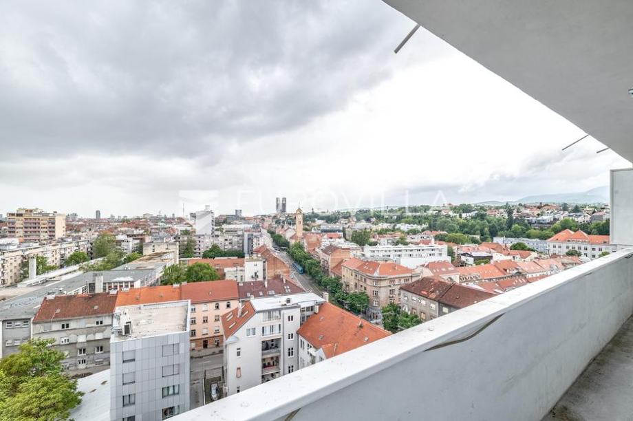 Zagreb, Vlaška, šarmantan stan s pogledom na grad 68 m² — slika 1