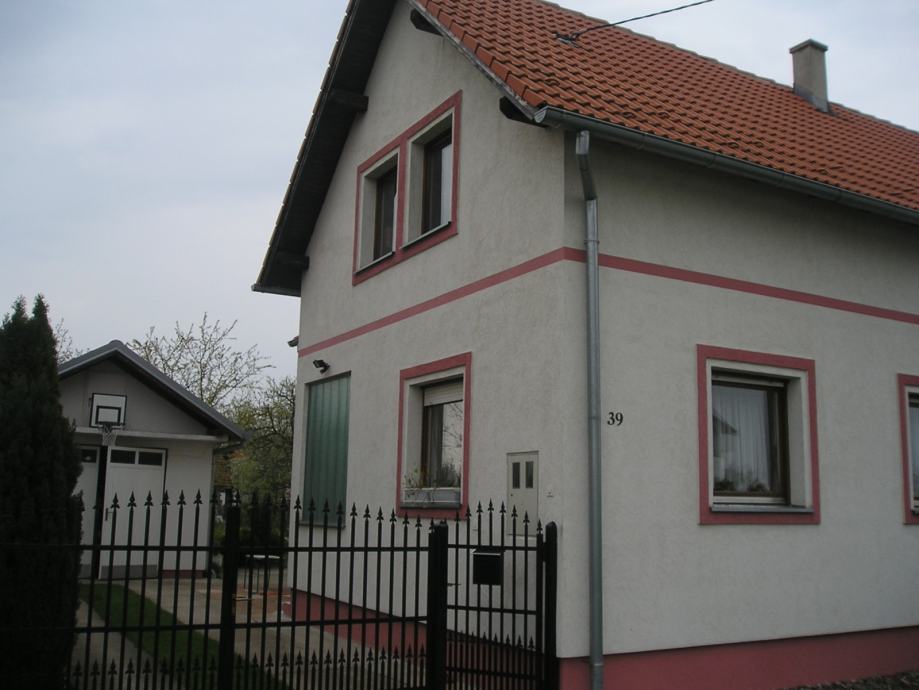 Zamjena za kuću ili stan u Zagrebu ili prodaja (prodaja)