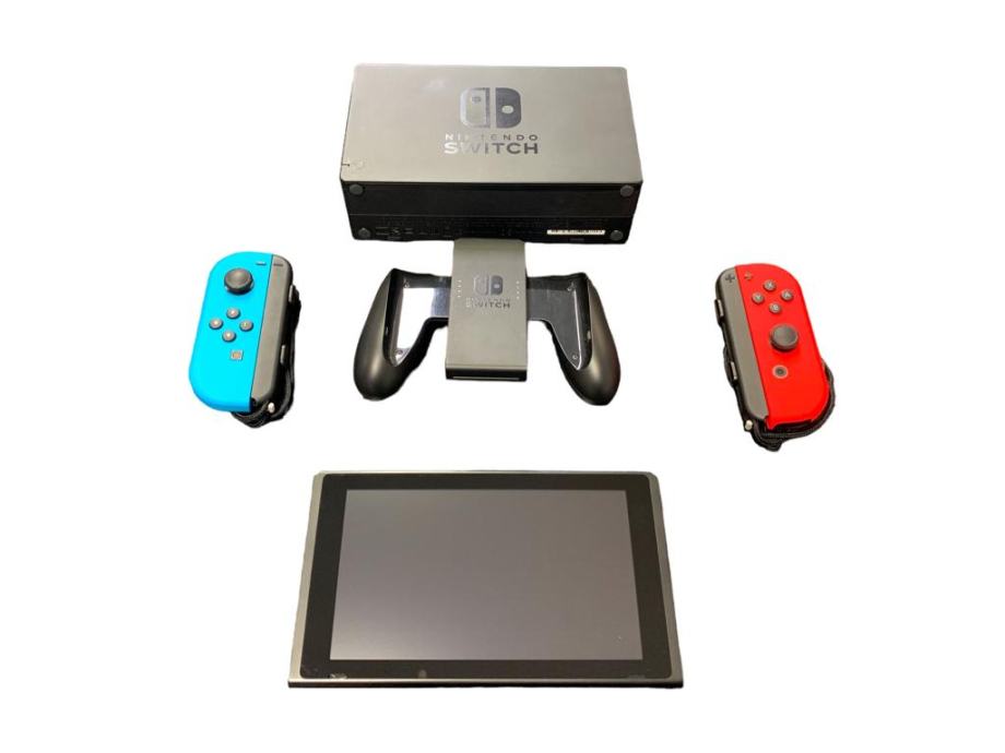 NINTENDO SWITCH+2 ROCK CANDY KONTROLERA+2 IGRE+TORBICA / R1, RATE!