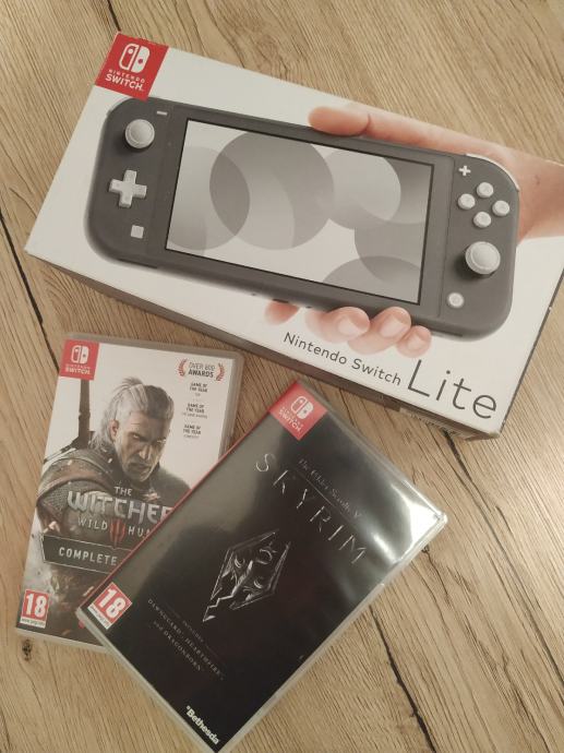 Nintendo Switch Lite, Skyrim, Witcher 3