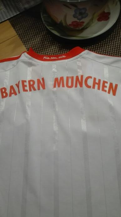 Bayern Munchen dres orginalan Mario Mandukic