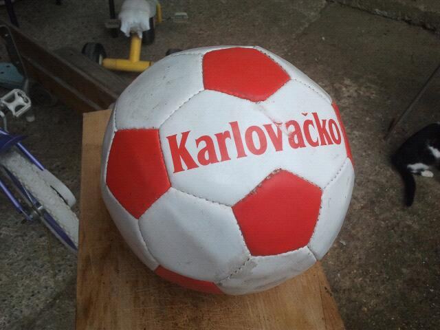 Nogometna lopta Karlovacko