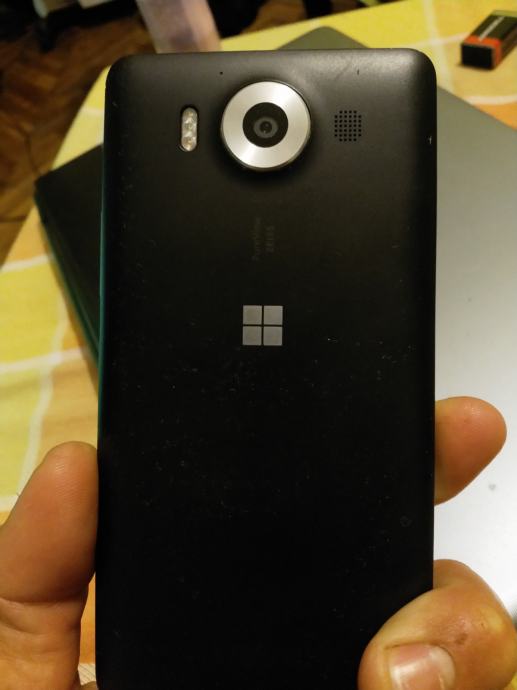 Microsoft nokia lumia 950
