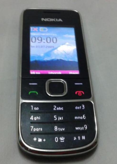 Mobitel Nokia 2700c-2, prima radi na sve mreže, super sačuvan