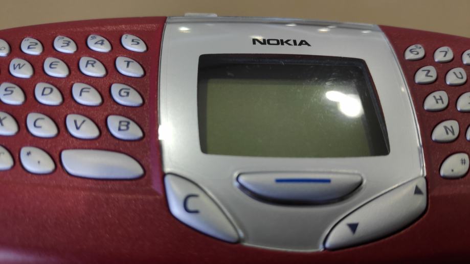 Nokia 5510 Crvena