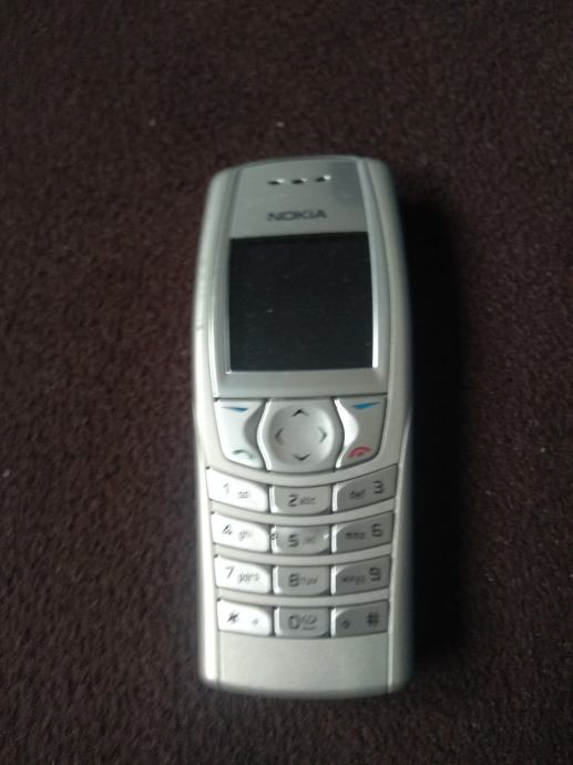 Nokia 6610 i, sve mreže,sa punjačem