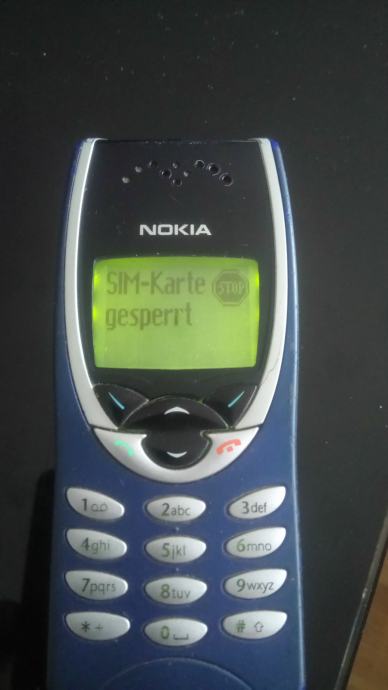 Nokia 8210 vintage model ispravno