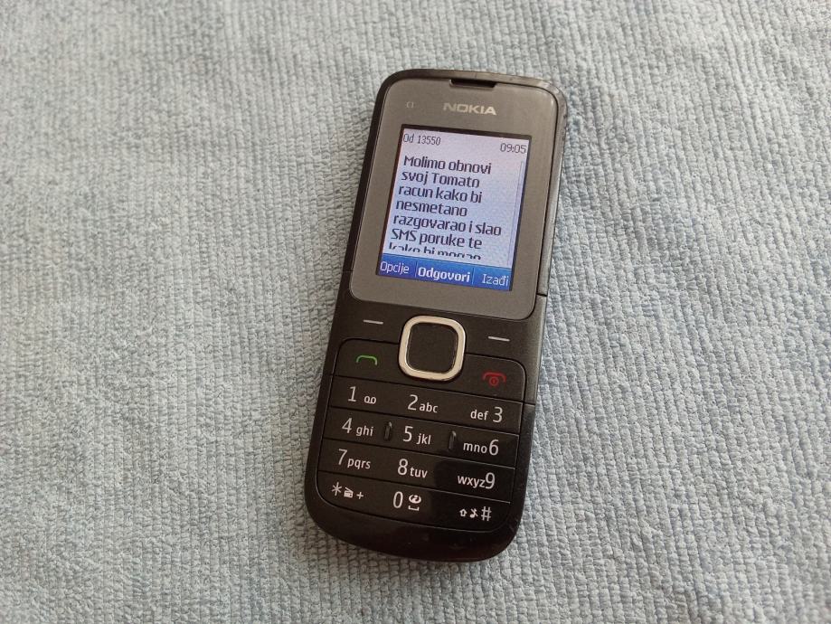Nokia Vip NOKIA C1-01 (IZVRSNA) HR JEZIK, A1-TOMATO-VIP MREŽA, PUNJAČ