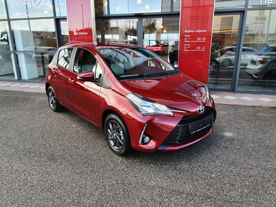 Toyota Yaris 1,5 VVT-iE SOL TREND.....AKCIJA + 4 ZIMSKE GUME GRATIS