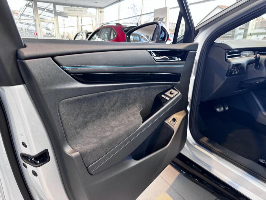 VW ID 7 PRO Isporuka Odmah 2023 God 