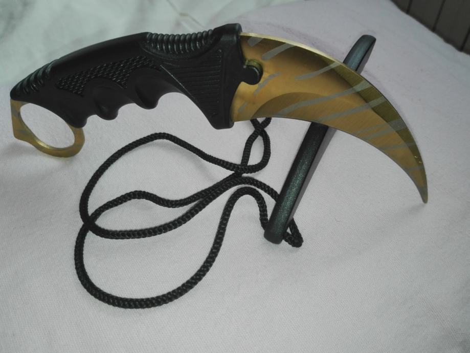 Csgo knife Tiger teeth