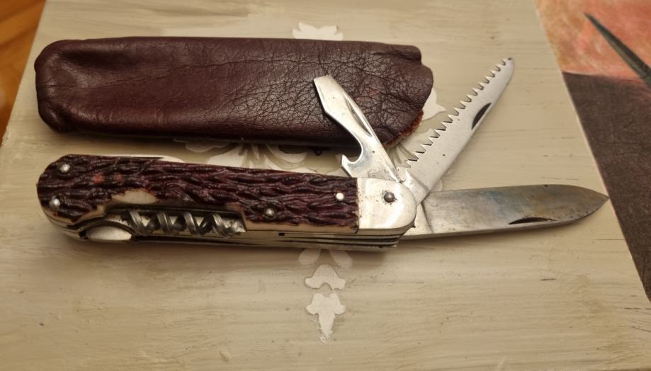 Lovački skopivi nož Mikov Češka
