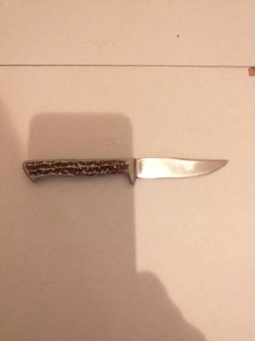 Nož-manji