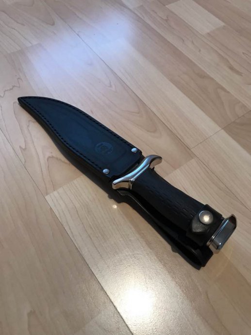 Nož vrhunske kvalitete za lov i survival