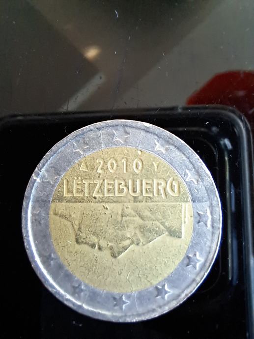 2 eura kovanica s greškom