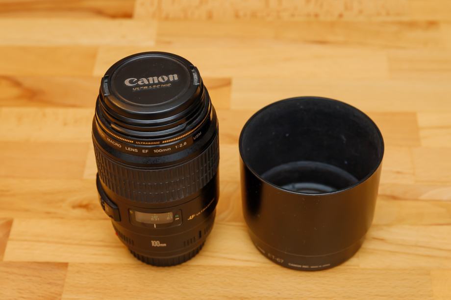 Canon EF 100mm f:2.8 USM macro