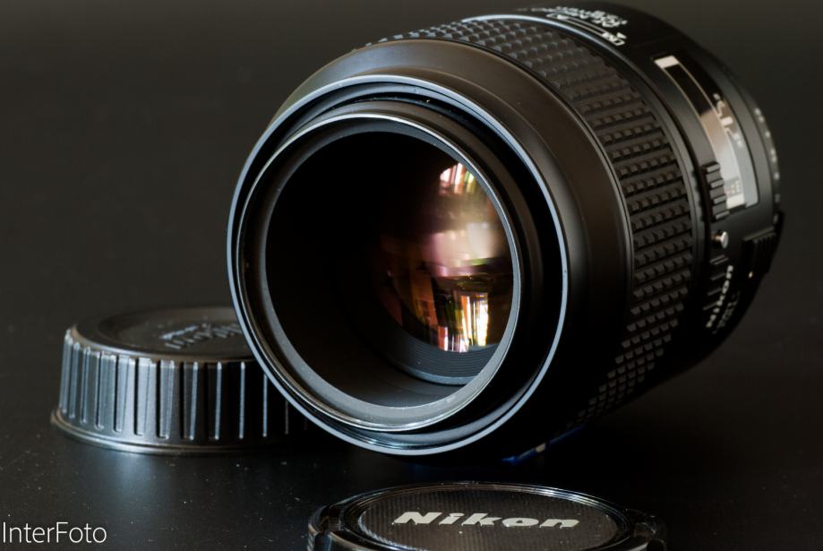 Nikon micro Nikkor f/2.8 105 mm -  makro objektiv