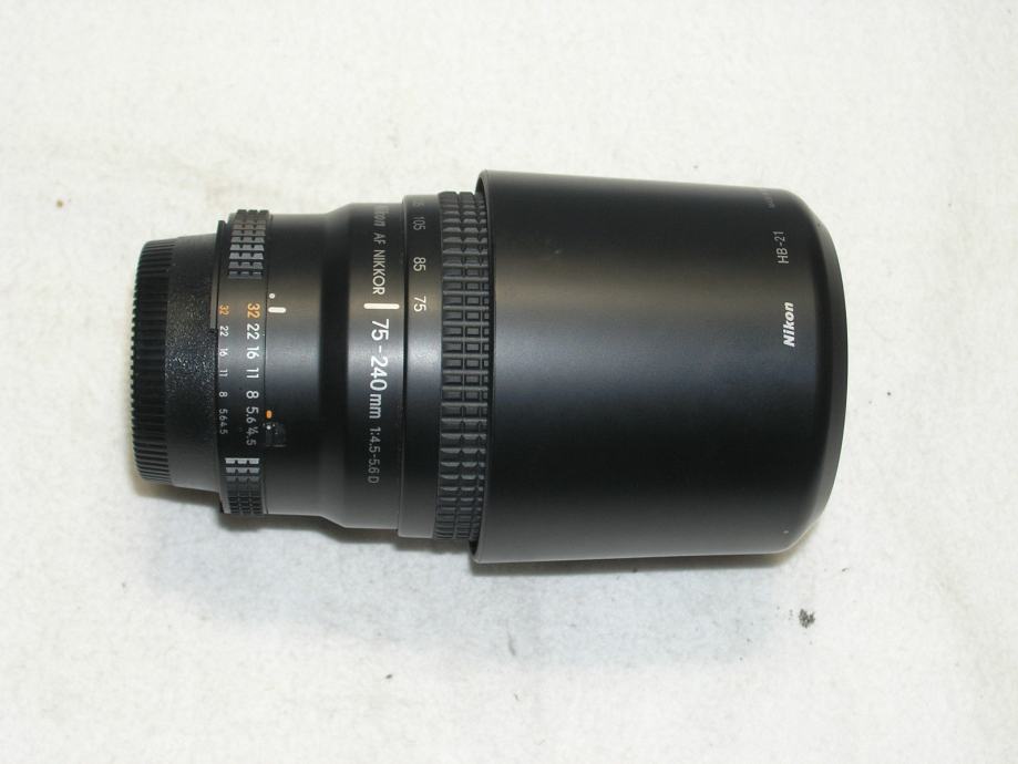 Objectif Nikon AF 75-240 Mm F/4.5-5.6 D : Zoom D'occasion, état Correct