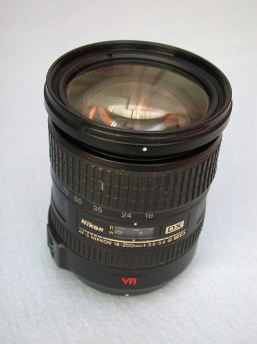 Nikon Nikkor Objektiv zoom AF-S G ED 18-200mm VR SWM ID IF Aspherical