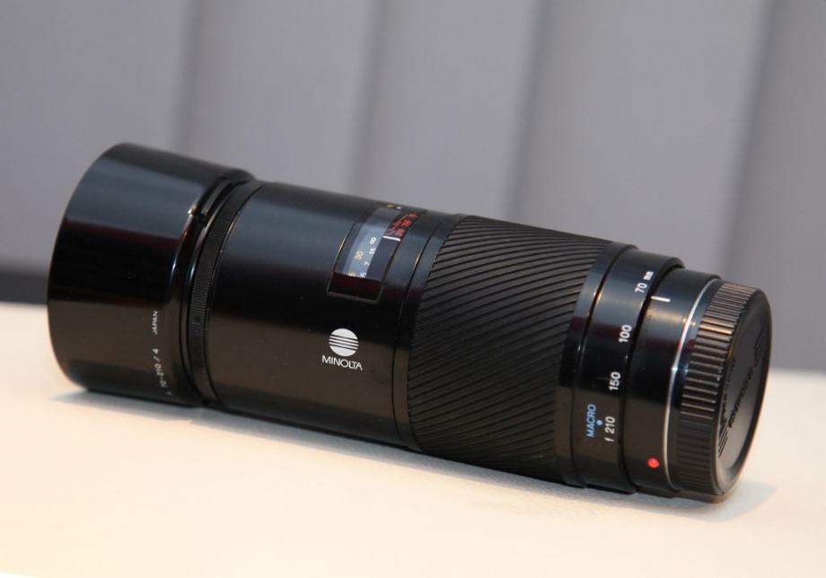 Minolta AF 70-210mm f 4.5-5.6 Lens Sony A Mount - Works Great