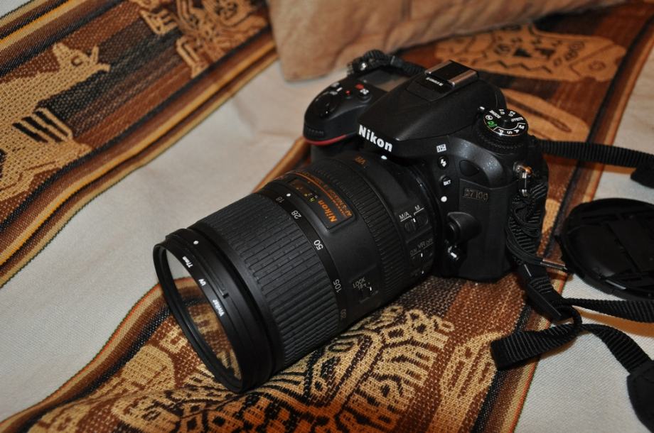 Objektiv za Nikon 18-300mm f/3.5-5.6G AF-S DX Nikkor Lens - Dubrovnik