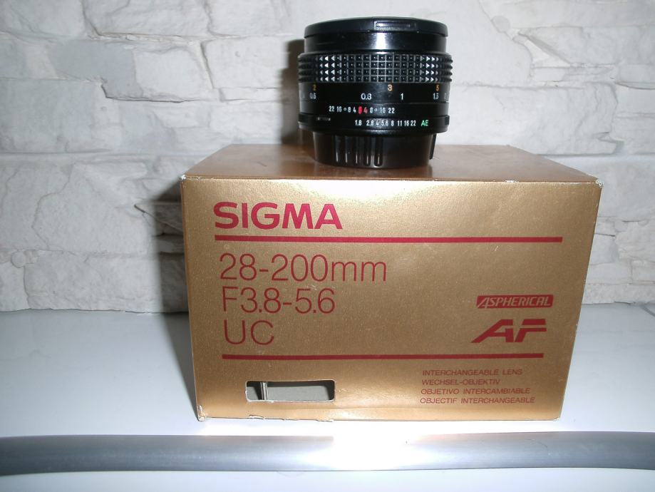 Sigma Konica HEXANON AR 50mm F1.8 200 kuna