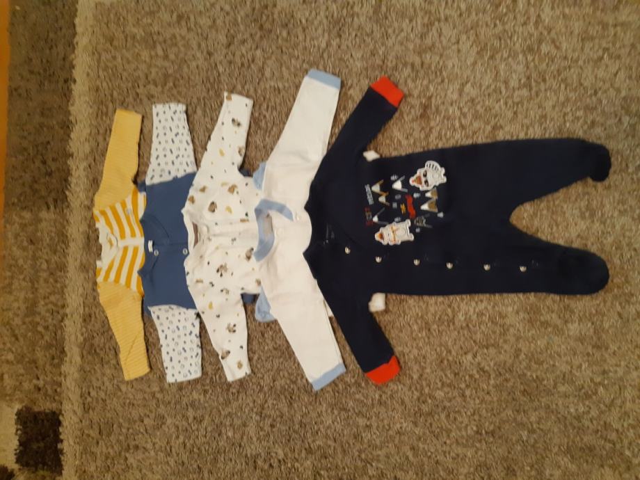 Odjeca za bebe 5862 + gratis AVENT izdajalica
