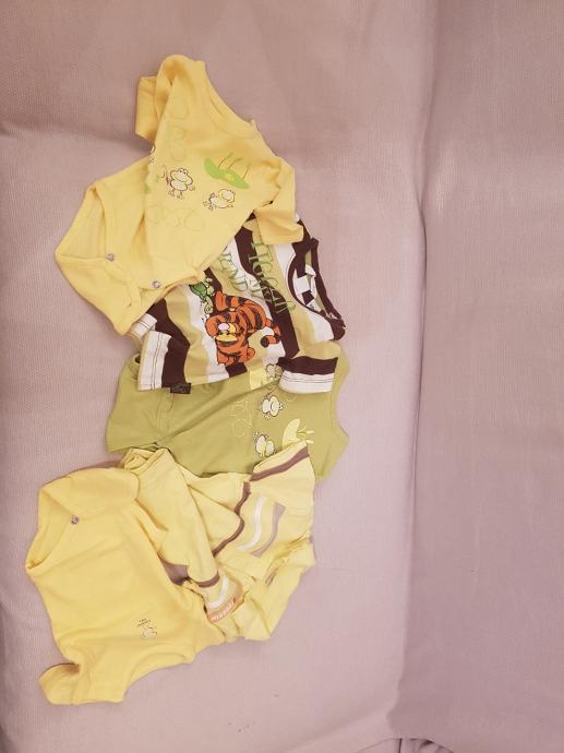 Odjeca za bebe (body , majice)po 5 kn/kom