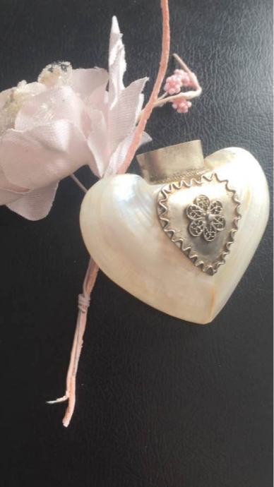 Privjesak ukras madre perla Sedef srce srebreni filigranski ukras