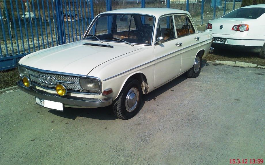 AUDI 60 L