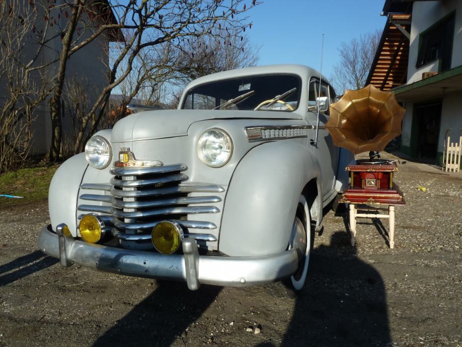 Opel Olympia 1952 g.