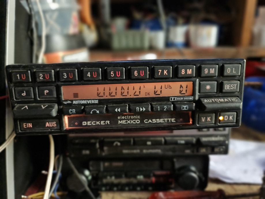 Becker stari auto radio