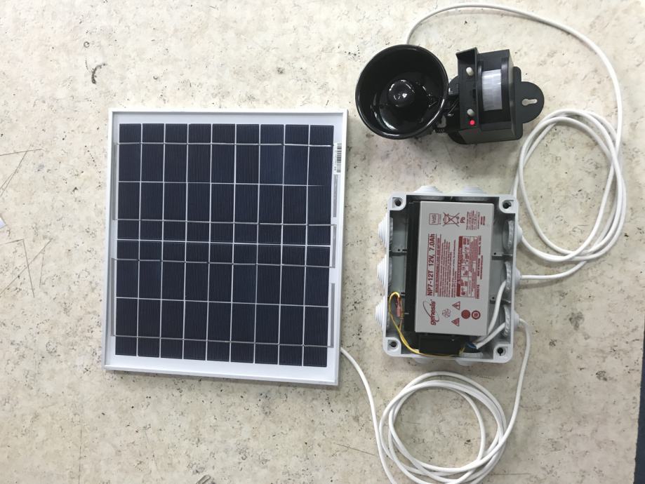 BIRDCHASER SOLAR SONIC-elektronski uređaj za tjeranje ptica grabežljiv