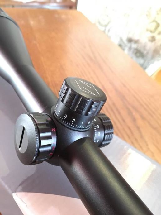 Optički ciljnik Zeiss Conquest, 4-16x50 (replika)